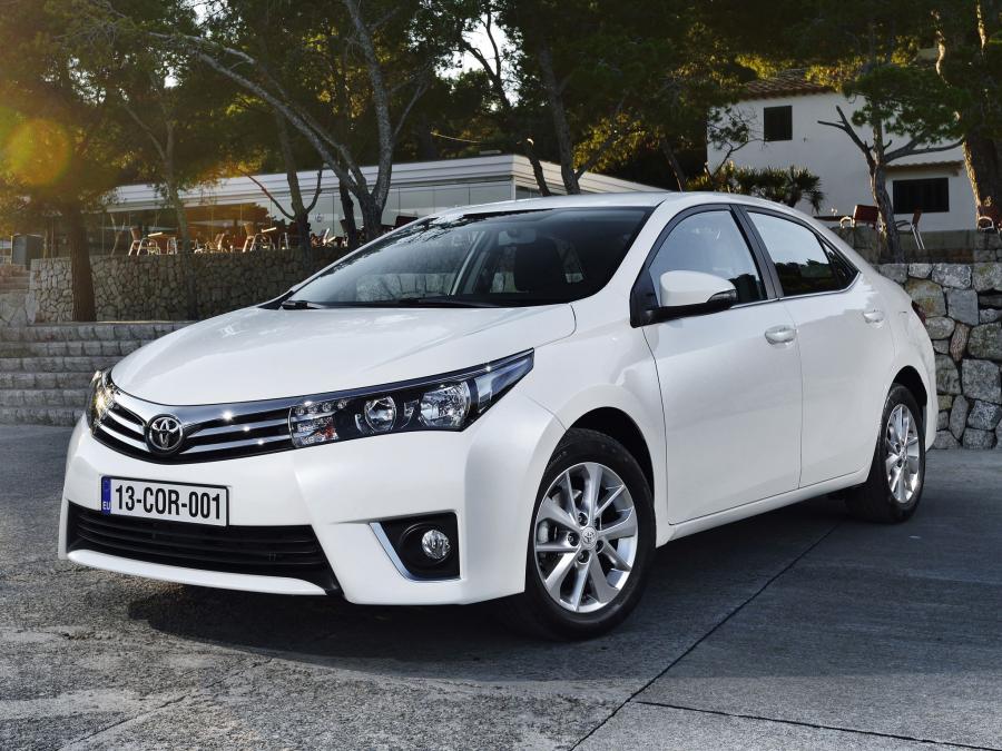  Toyota Corolla 2013 года  (EU) (фото 9 из 43)